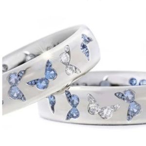 🆕 Beautiful White/Blue Crystal Butterfly 🦋 Ring
